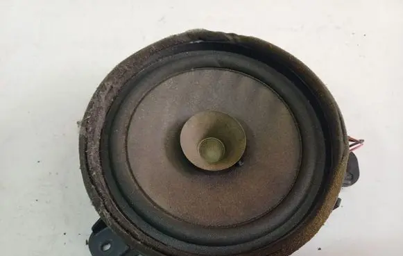 Mitsubishi Grandis Front door speaker MR986442