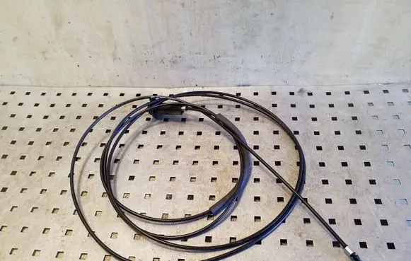 KIA Sportage Fuel cap flap release cable 