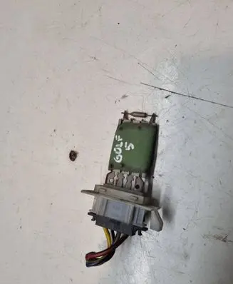 Volkswagen Golf V Heater blower motor/fan resistor 