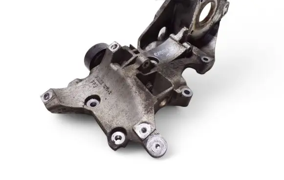 Volkswagen Caddy Generator/alternator bracket 03L903143K
