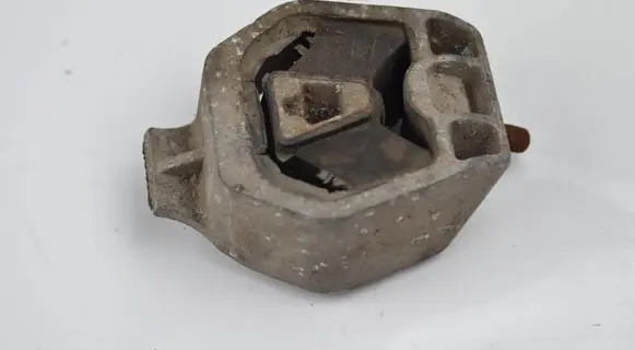 Audi A6 S6 C4 4A Gearbox mount 4A0399151