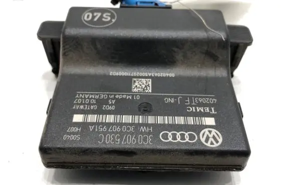 Volkswagen PASSAT B6 Gateway control module 3C0907530C