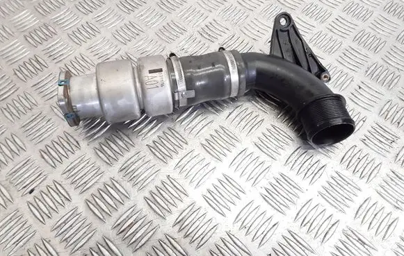 Ford Focus Intercooler hose/pipe F1B16C750AA