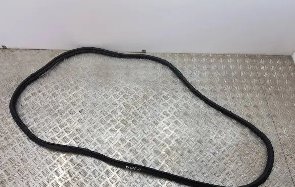 BMW 3 G20 G21 Seal rubber (tailgate) 7453389