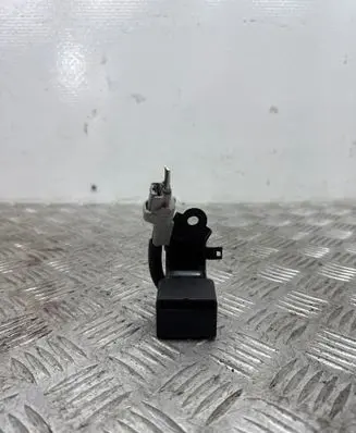 Toyota RAV 4 (XA50) Other relay 82930 42020 160190