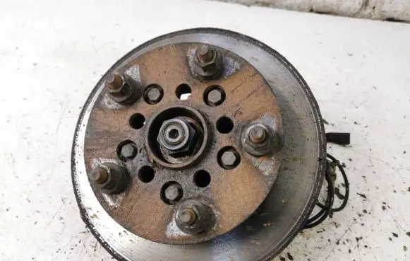 Ford Transit Front wheel hub