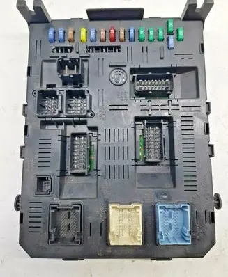 Citroen C4 I Comfort/convenience module 9660105680 nr1587