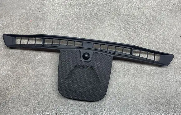 Opel Insignia A Dash center speaker trim cover 13274842 13578462
