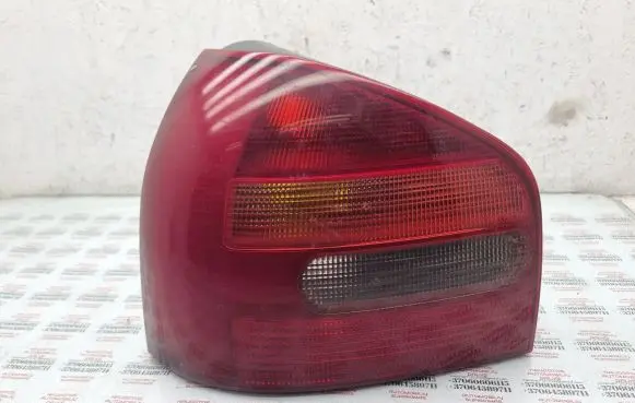 Audi A3 S3 8L Rear/tail lights 8L0945095A