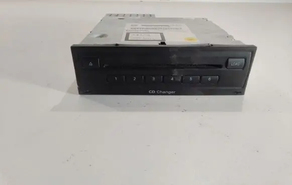 Audi A4 S4 B8 8K CD/DVD changer 8X0035110