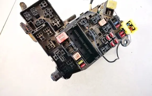 Mitsubishi Galant Fuse box set