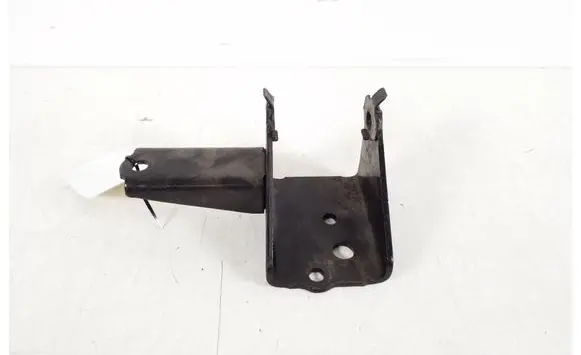 Toyota Corolla E120 E130 Engine mounting bracket 12325-22100