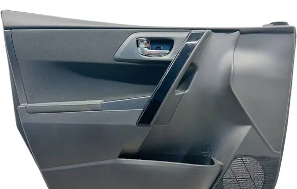 Toyota Auris E180 Front door card panel trim OYT25831