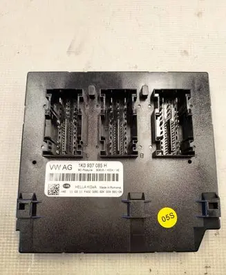 Skoda Yeti (5L) Comfort/convenience module 1K0937085H 5DK00965106
