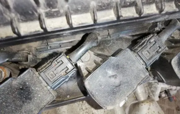 Honda Insight High voltage ignition coil sm11118 10630