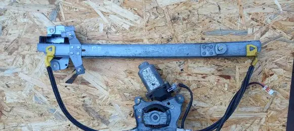 Mazda 323 Front door window regulator with motor