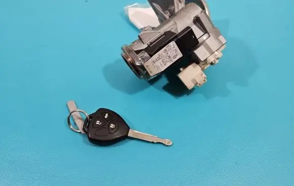 Toyota Avensis T270 Ignition lock 89783-0F011 IMPRK1366115