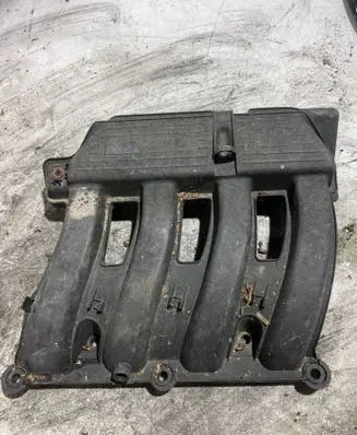 Renault Laguna I Intake manifold 7700111794