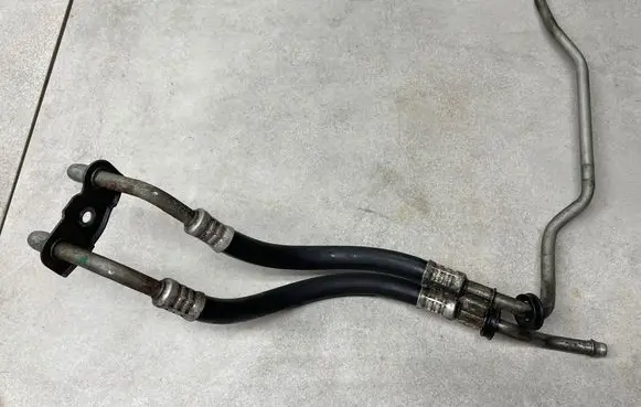Opel Insignia A Gearbox oil cooler pipe/hose 