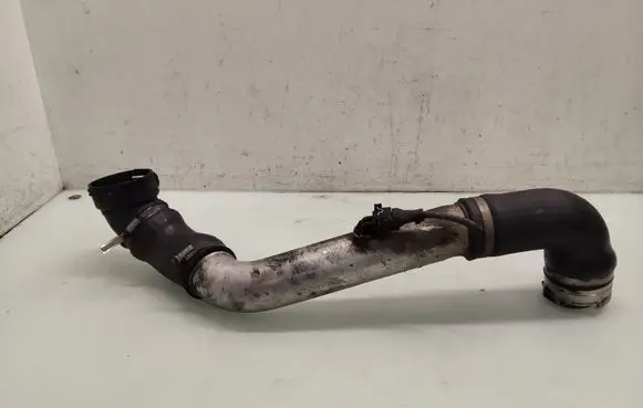 BMW 5 E60 E61 Intercooler hose/pipe 1161779389602