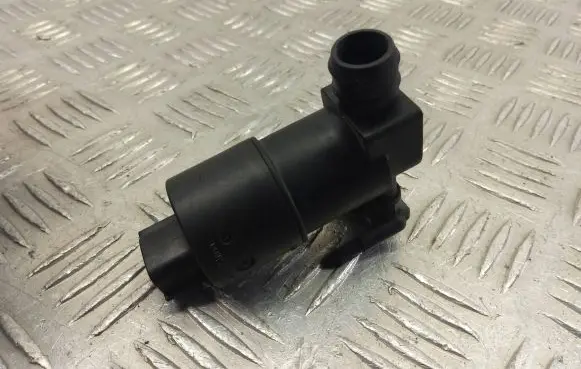 Toyota C-HR I Windscreen/windshield washer pump 85330-OF011
