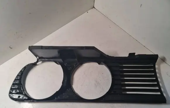BMW 5 E34 Under headlight/headlamp trim 51131876092
