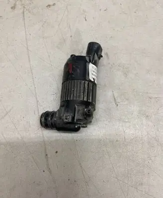 Tesla Model S Windscreen/windshield washer pump PUM817288
