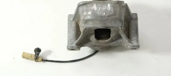 Audi A5 8T 8F Engine mount bracket 8R0199381