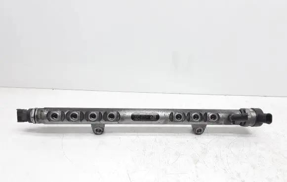 Volvo V60 Fuel main line pipe 31216313 30777759 0281002990