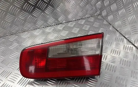Renault Laguna II Rear/tail lights 8200002476