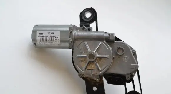 Volkswagen Golf VII Rear window wiper motor 5G0955711
