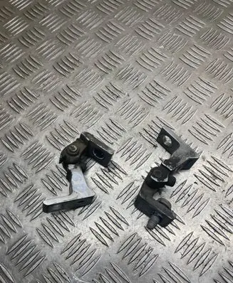 Rear door hinge set