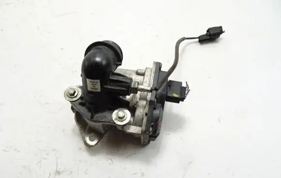 Renault Clio IV EGR valve H8201143495 147109913R B052811626