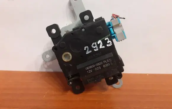 Lexus CT 200H Air flap motor/actuator 2923 0638000920