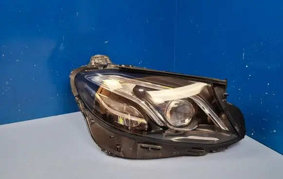 Mercedes-Benz E W213 Headlight/headlamp A2139069608KZ