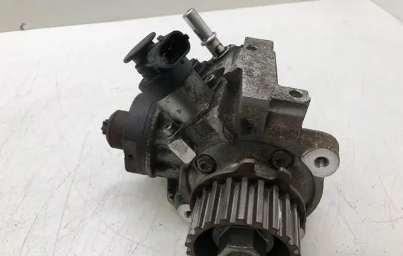 Citroen DS3 Fuel injection high pressure pump 9688499680 0928400788