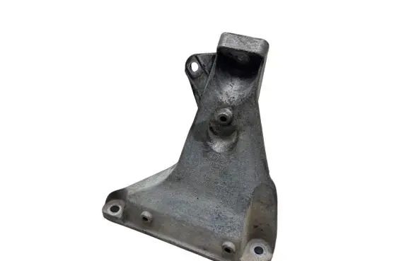 Volkswagen PASSAT B5.5 Engine mounting bracket 8D0199308AG