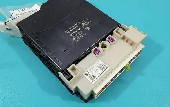 Toyota Corolla E210 E21 Central body control module 827301A020A IMPRK1588704