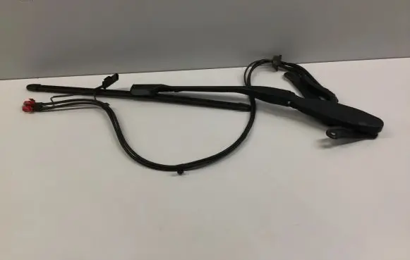Mercedes-Benz S W222 Windshield/front glass wiper blade A2228200940 A2228200744