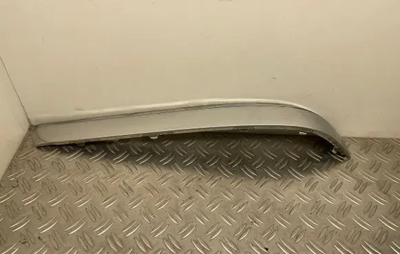 BMW 7 E65 E66 Rear bumper trim bar molding 7135585