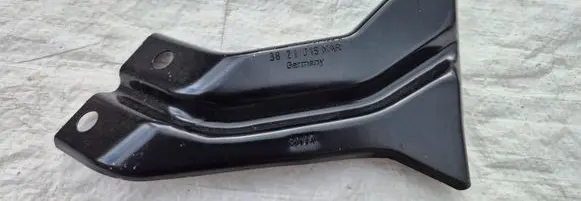 Audi A1 Fender mounting bracket 8X0821135A