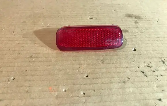 Rear tail light reflector
