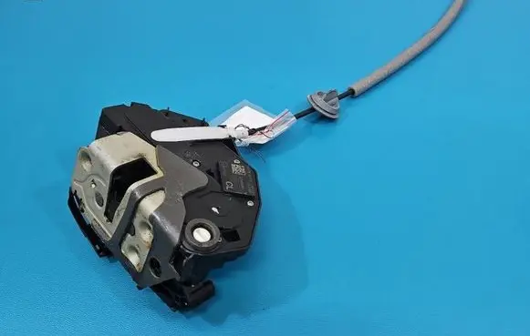 Volvo S60 Rear door lock 31301745 IMPRK1614398
