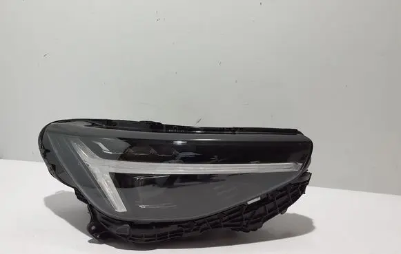 Volvo XC40 Headlight/headlamp 32140412