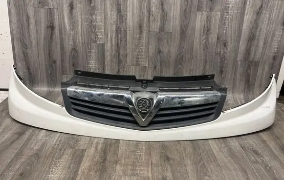 Opel Vivaro Front bumper 623100248