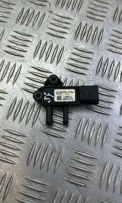 Mazda 6 Exhaust gas pressure sensor SH01182B2