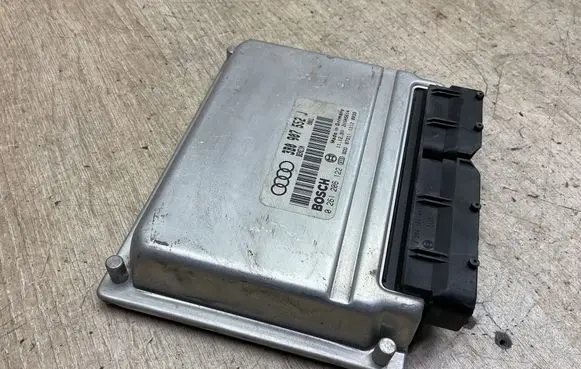 Audi A6 S6 C5 4B Engine control unit/module 3b0907552j 0261206122