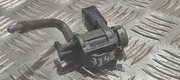 Volkswagen Caddy Turbo solenoid valve 1J0906283C