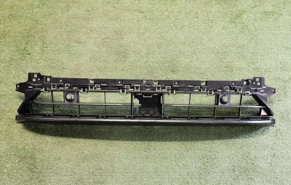 Audi Q3 F3 Front bumper lower grill 83A807683CDANEK 83A807683C