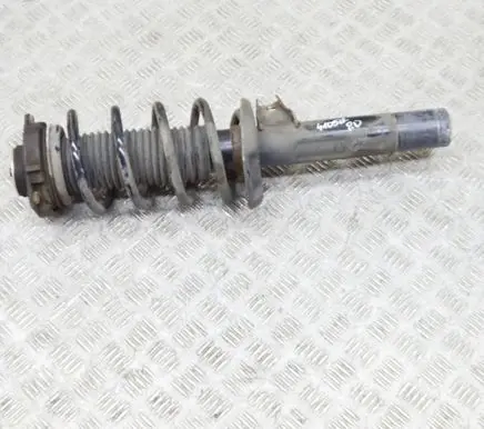 Volkswagen PASSAT B7 Front shock absorber/damper 3AA413031M 635440261